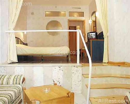 Astoria Beach Hotel 11